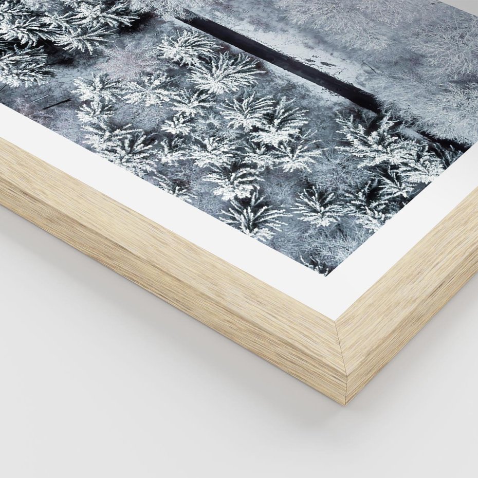 Plakat w ramie 50x70 - Ujęcie Zimowej Szosy - zima, śnieg - rama drewno