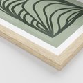 Plakat w ramie 30x40 - Zielonkawy Uścisk Natury - abstrakcyjny zielony motyw, skandynawski design - rama drewno