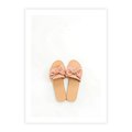 Plakat bez ramy 40x50 - Minimalistyczna Moda: Klapki na Białym Tle - klapki, minimalizm