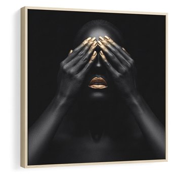 Obraz w ramie 50x50 - Złote Usta wyjątkowa subtelność - złote usta, złote palce - rama drewno