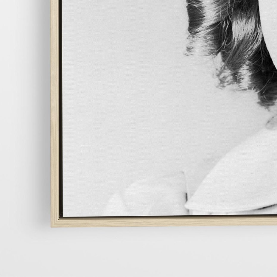 Obraz w ramie 70x50 - Pyszny Deser - retro zdjęcie, czarno białe - rama drewno