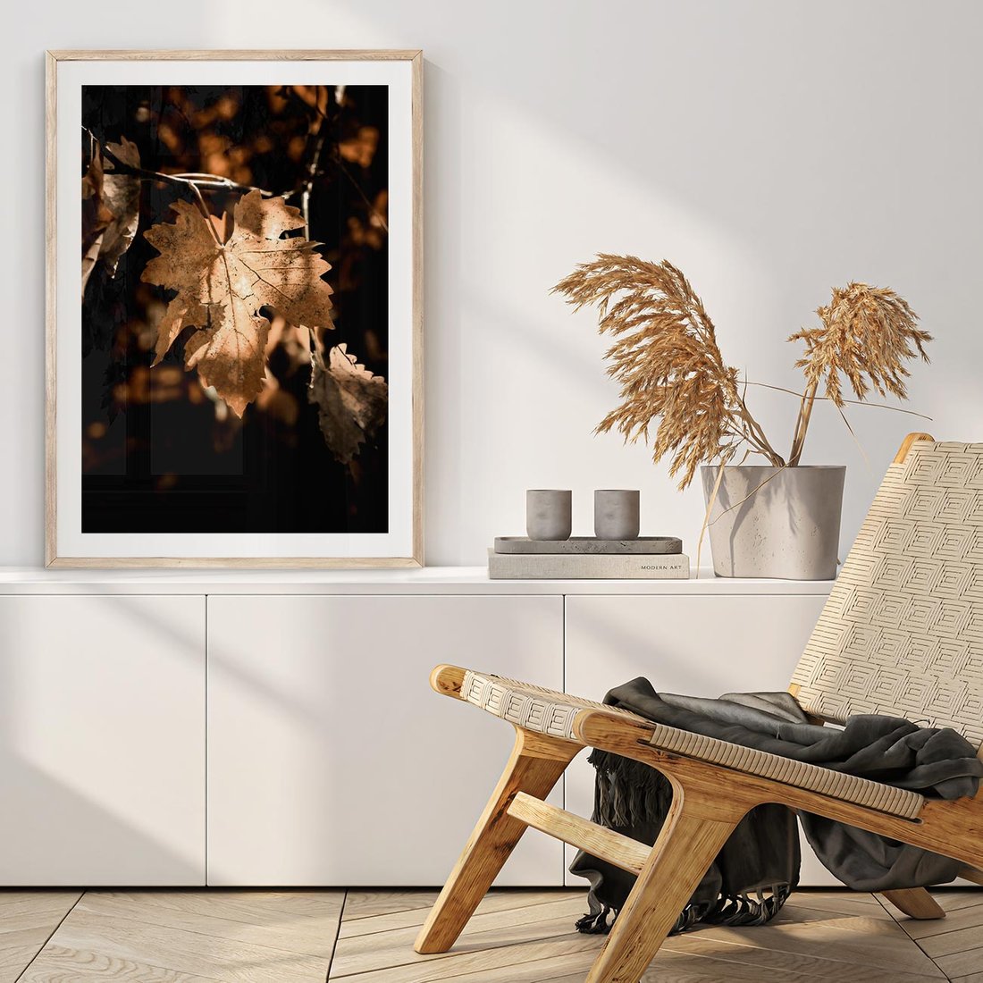 Plakat w ramie 50x70 - Uroczy Liść na Drzewie - jesienny liść, żółty liść na drzewie - rama drewno