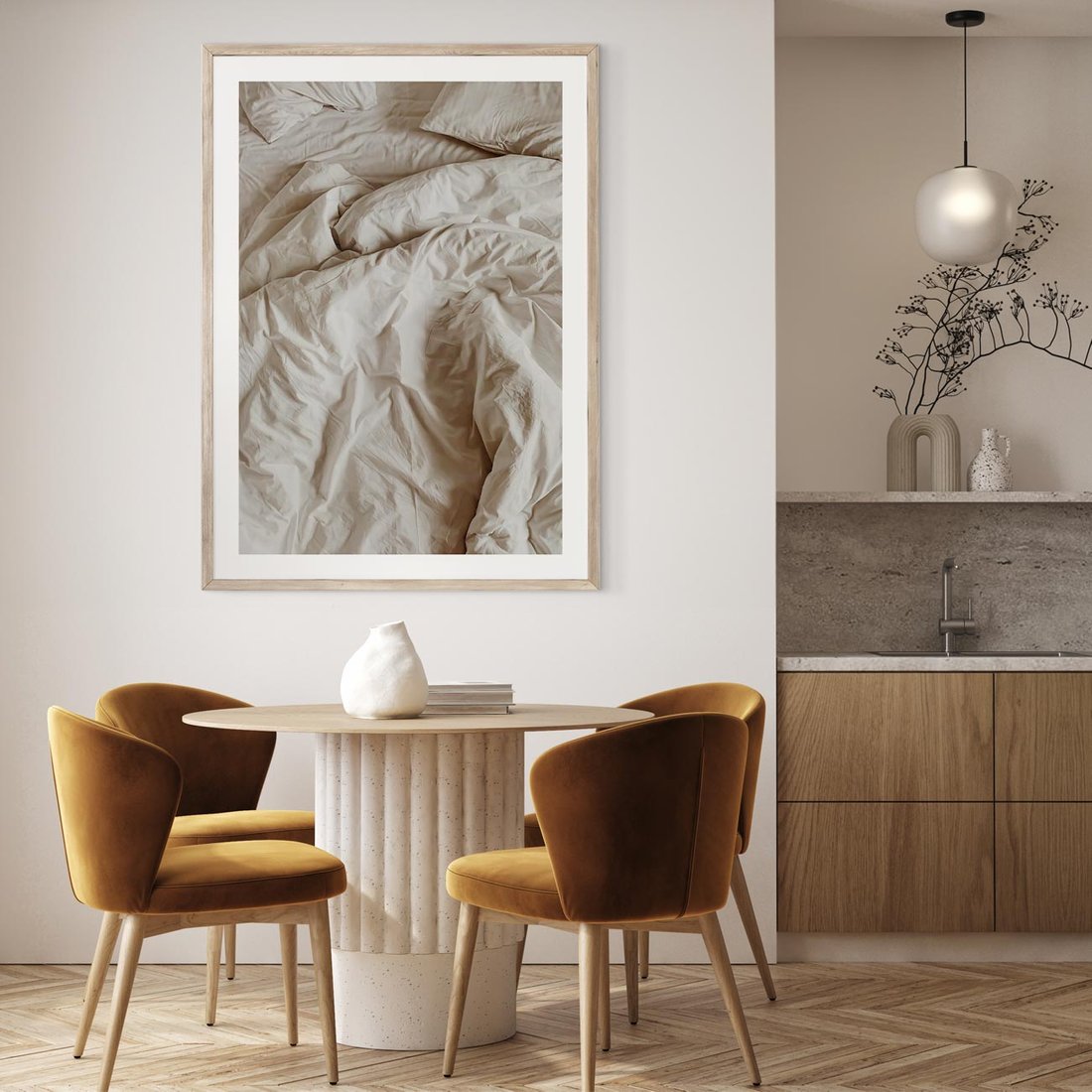 Plakat w ramie 50x70 - Spokojna Noc - biała pościel, zdjęcie do sypialni - rama drewno