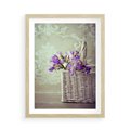 Plakat w ramie 50x70 - Kwiatowy koszyk - kwiaty, koszyk - rama drewno