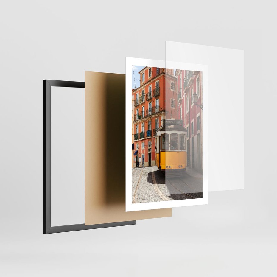 Plakat w ramie 50x70 - Urok tramwaju w Lizbonie - Lizbona, tramwaj - rama czarna