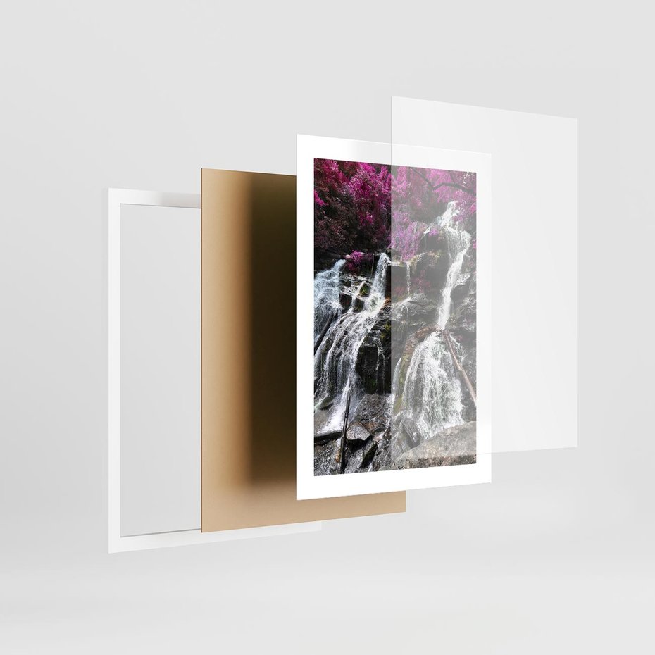 Plakat w ramie 30x40 - Wodospad wśród majestatycznych gór - wodospad, góry - rama biała