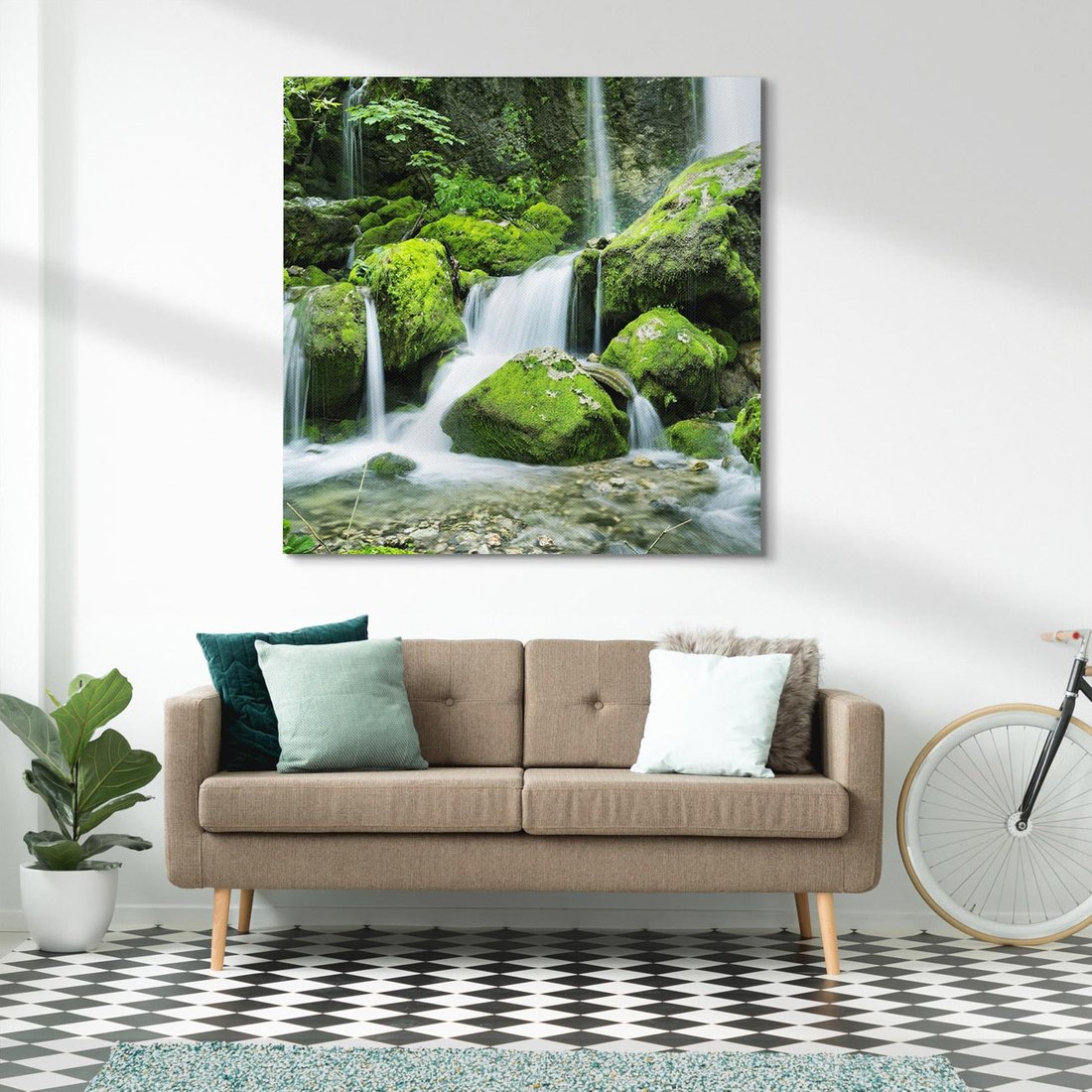 Obraz na płótnie 70x70 - Spokojny wodospad w lesie nad rzeką - wodospad, las