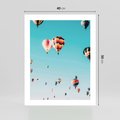 Plakat bez ramy 40x50 - Balonowa Ekscytacja - balony latają w powietrzu, wyścigi balonów