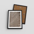 Plakat w ramie 30x40 - Liść Palmy w Wyjątkowej Kompozycji - suchy liść palmy, boho styl - rama czarna