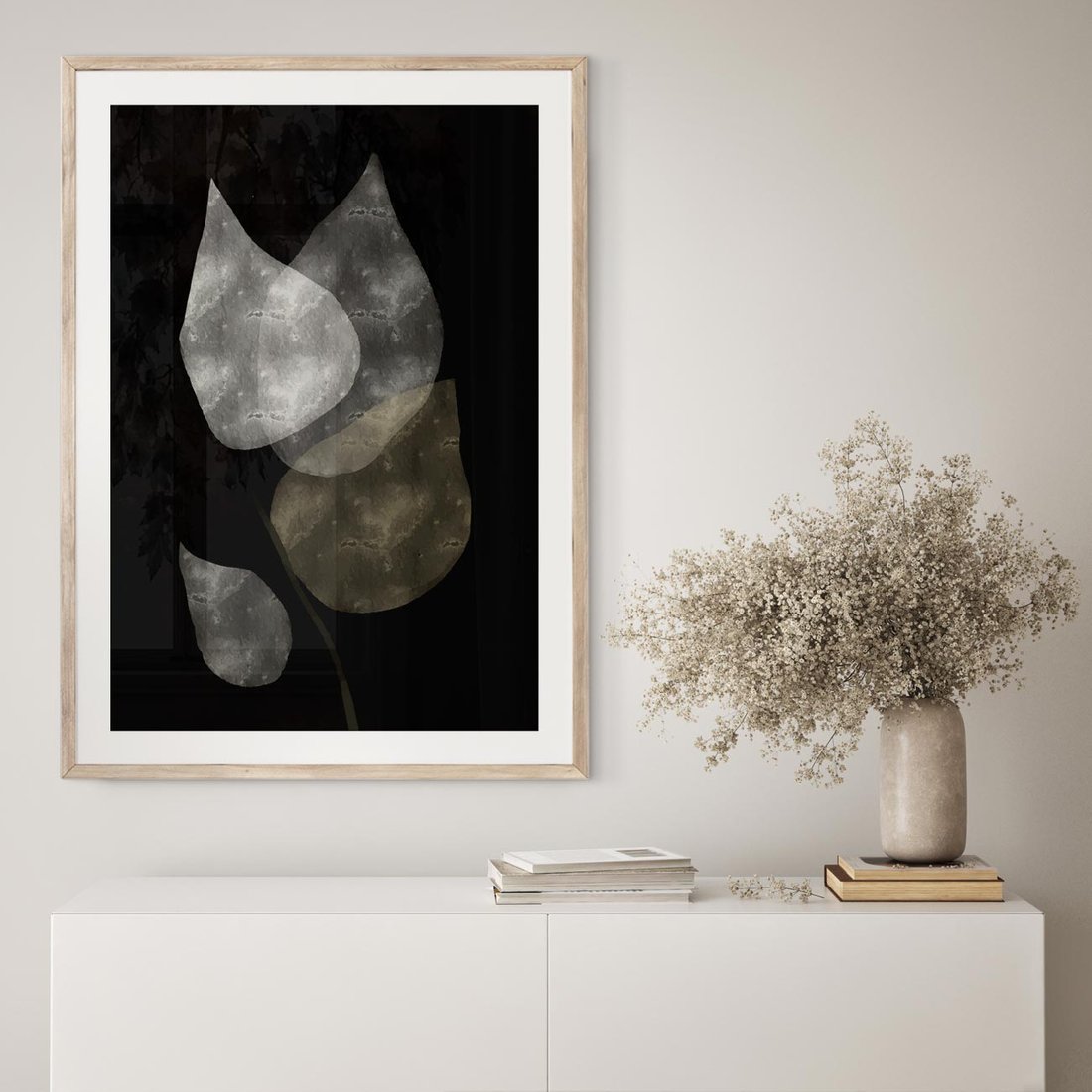 Plakat w ramie 50x70 - Mroczne Złudzenia - abstrakcyjne liście, mroczna atmosfera - rama drewno