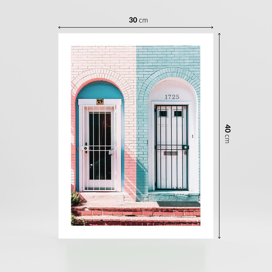 Plakat bez ramy 30x40 - Urok Starych Drzwi - stare retro drzwi kamienicy, pastelowe kolory