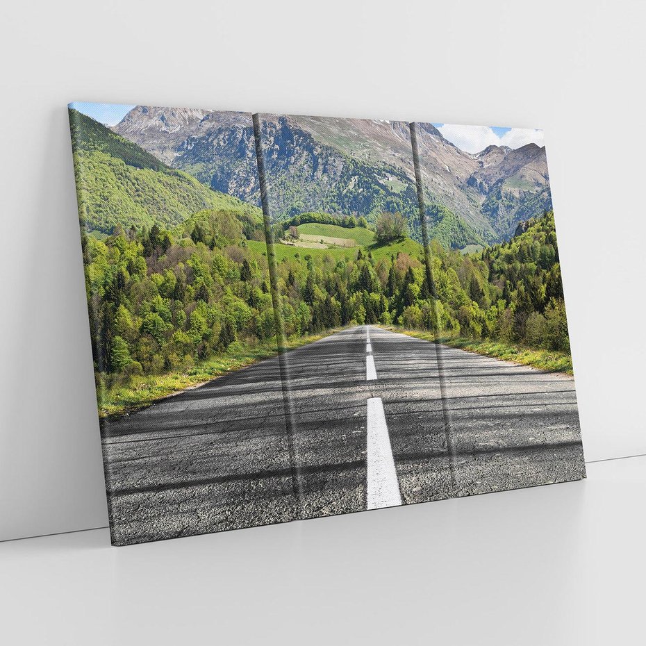 Obraz na płótnie 120x80 - Droga przez góry: podróż do przygody - droga, góry