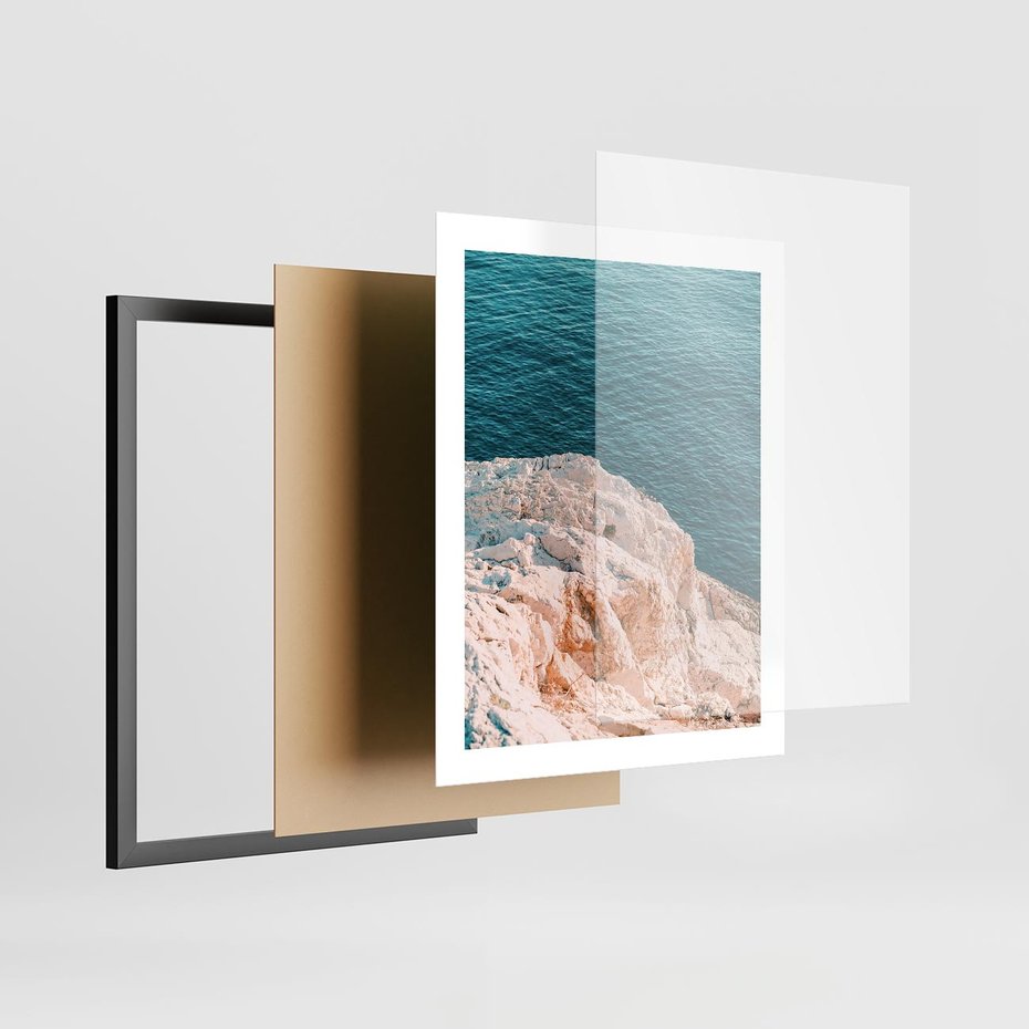 Plakat w ramie 40x50 - Klifowy Horyzont: Brzeg Morza - brzeg morza, klify - rama czarna