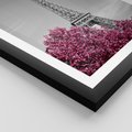 Plakat w ramie 40x50 - Różowy Paryż - czarno białe zdjęcie, wieża eiffla - rama czarna