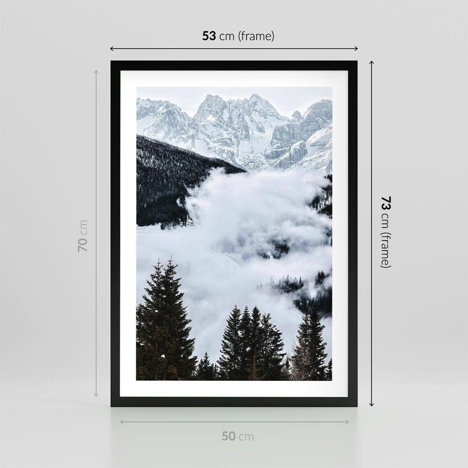 Plakat w ramie 50x70 - Zimowa Magia Gór: Śnieżne Szczyty - grajobraz górski, zima - rama czarna