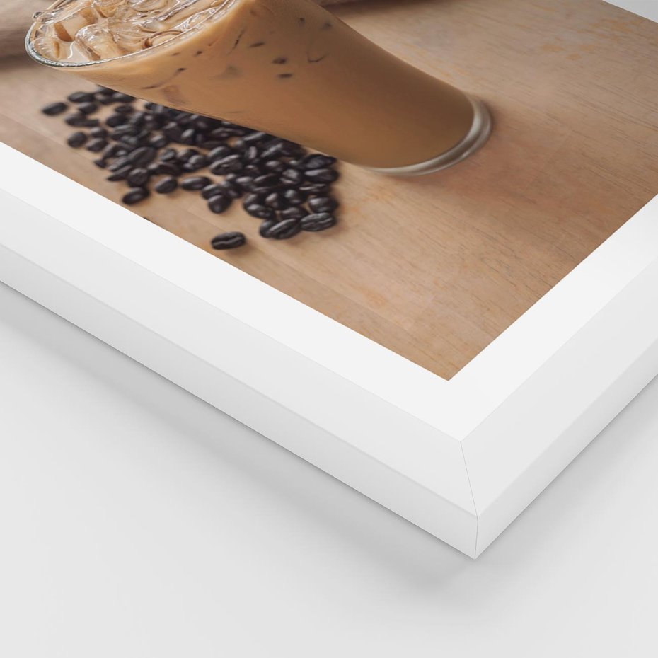 Plakat w ramie 50x70 - Kawa ice coffee: orzeźwiający napój - kawa, ice - rama biała