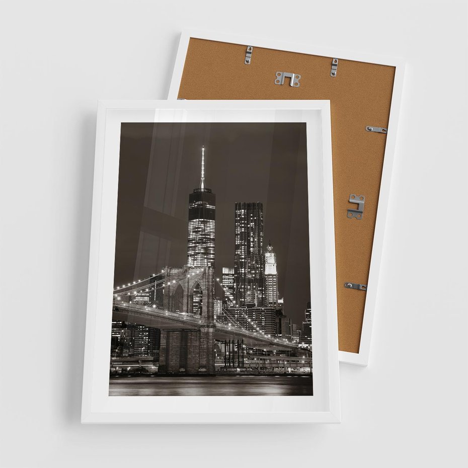 Plakat w ramie 50x70 - Magia miasta nocą - miasto, noc - rama biała