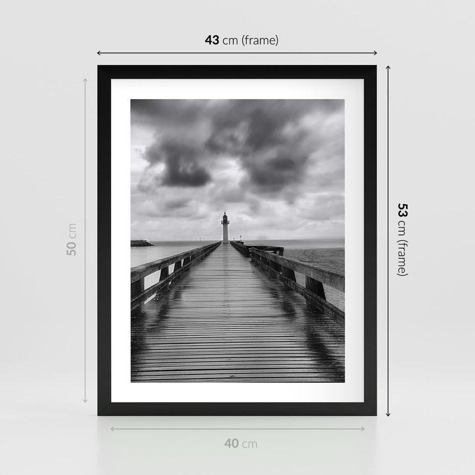 Plakat w ramie 40x50 - Romantyczny pomost z latarnią - pomost, latarnia - rama czarna