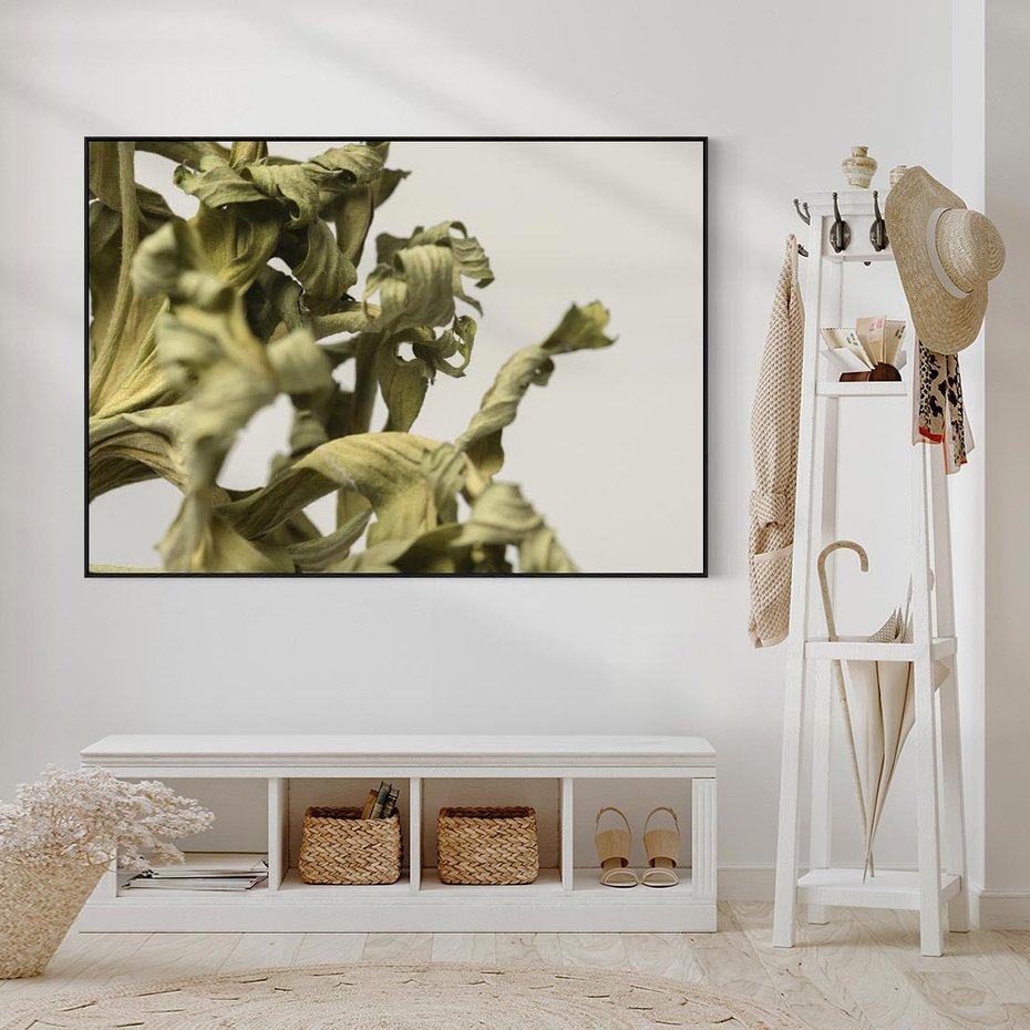 Obraz w ramie 100x70 - Odejście pory deszczowej - suche, trawy - rama czarna