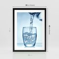 Plakat w ramie 30x40 - Chłodząca szklanka wody - szklanka, wody - rama czarna