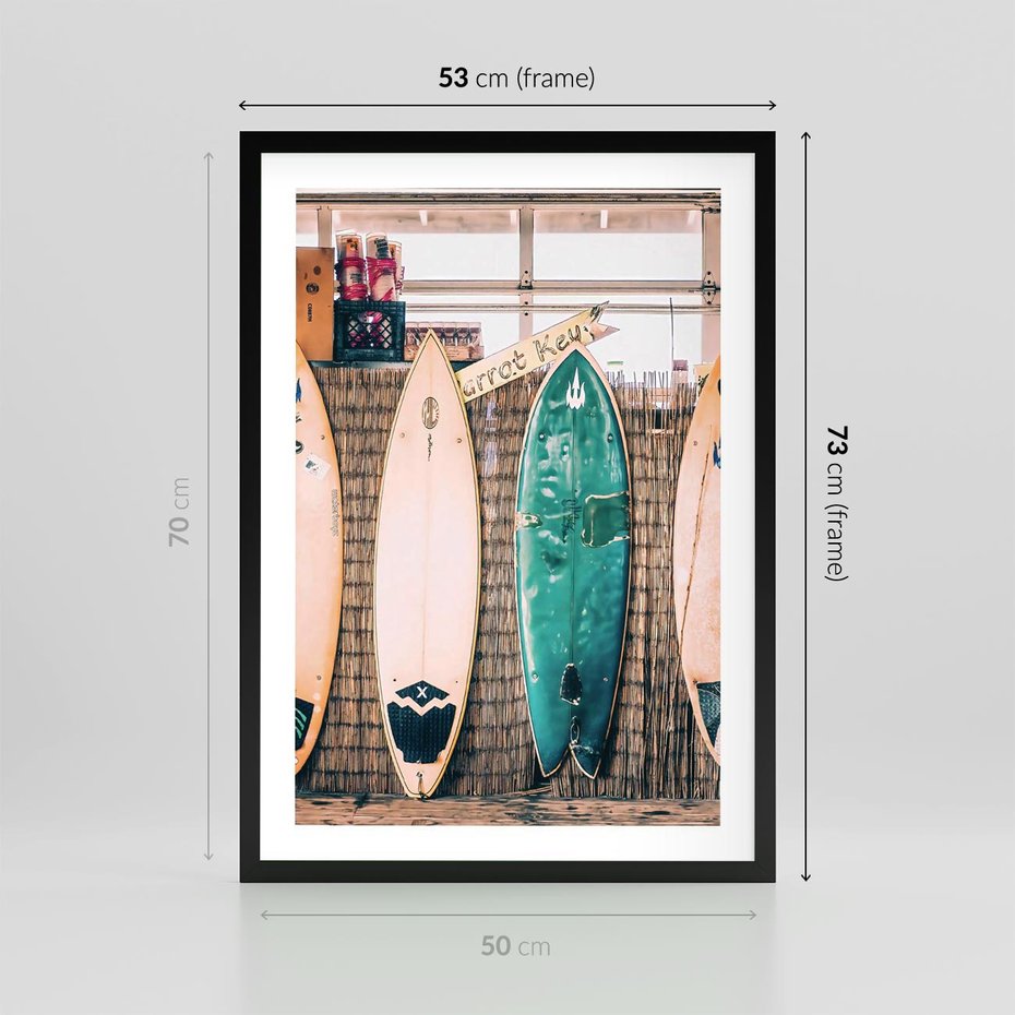 Plakat w ramie 50x70 - Deski Surfingowe w Pionie - deski surfingowe, ustawione pionowo - rama czarna