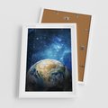 Plakat w ramie 50x70 - Kosmiczne Horyzonty - Ziemia, kosmos - rama biała