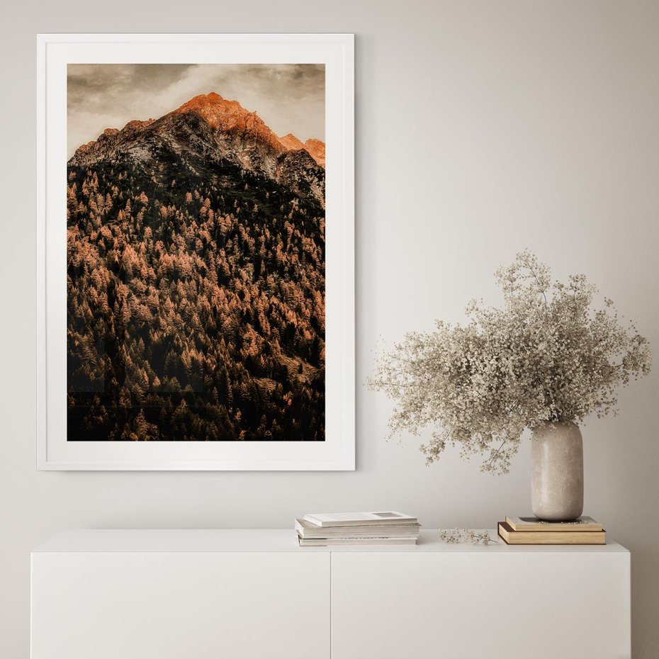 Plakat w ramie 40x50 - Jesienna Godzina w Górach - góry, las w górach - rama biała