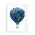 Plakat w ramie 50x70 - Podróżniczy balon nad ziemią - balon, ziemia - rama biała