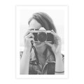 Plakat bez ramy 40x50 - Zrób mi Zdjęcie - fotografia, kobieta z aparatem