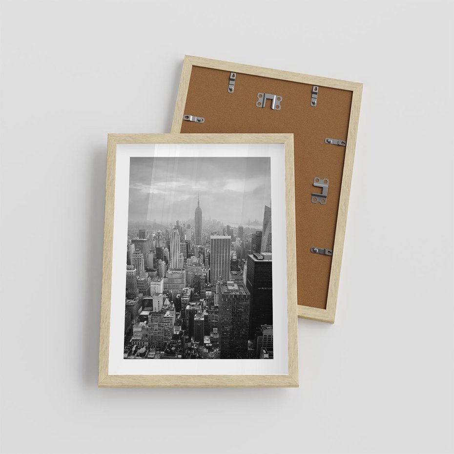 Plakat w ramie 30x40 - Majestatyczne Wysokości - Nowy Jork, wieżowce - rama drewno