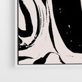 Obraz w ramie 50x50 - Wibracje w ciemnościach duszy - czarno biała abstrakcja, nieregularne rozmyte linie - rama biała