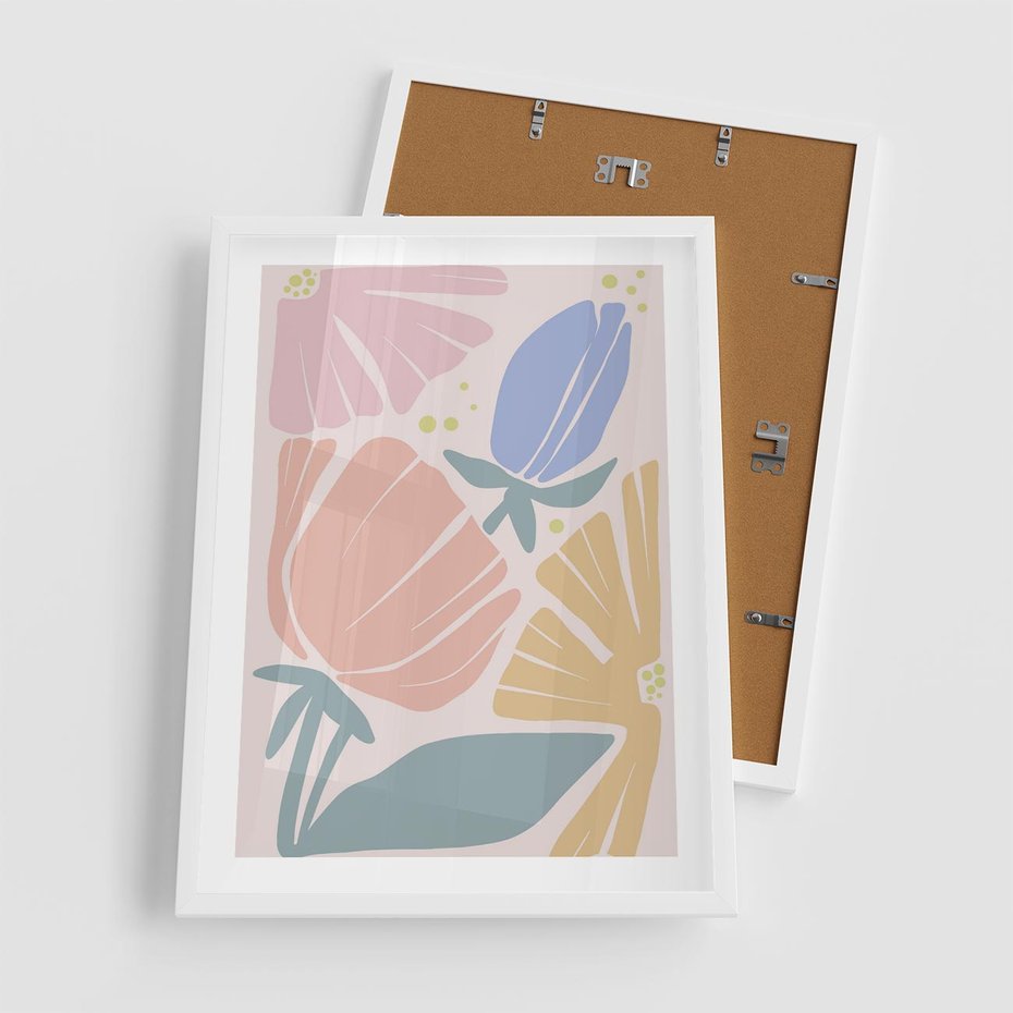 Plakat w ramie 50x70 - Rozkwitające Harmonie Natury - pastelowe kwiaty, na beżowym tle - rama biała