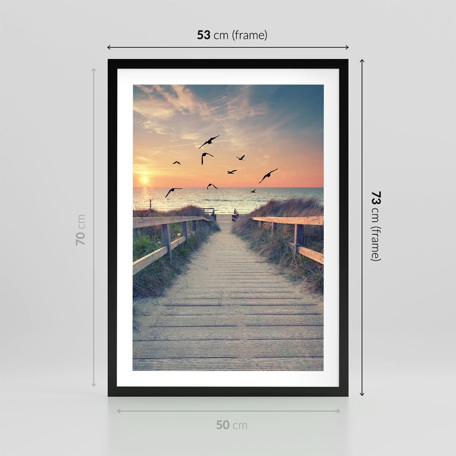 Plakat w ramie 50x70 - Sielanka nad brzegiem - plaża, pomost - rama czarna