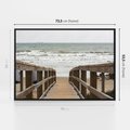 Obraz w ramie 70x50 - Morze i drewniany pomost - morze, pomost - rama czarna