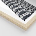 Plakat w ramie 40x50 - Wieżowiec na Monochromatycznym Obrazie - architektura, wieżowiec - rama drewno