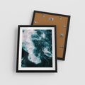 Plakat w ramie 40x50 - Fale w Odcieniach Turkusu - ocean, fale - rama czarna