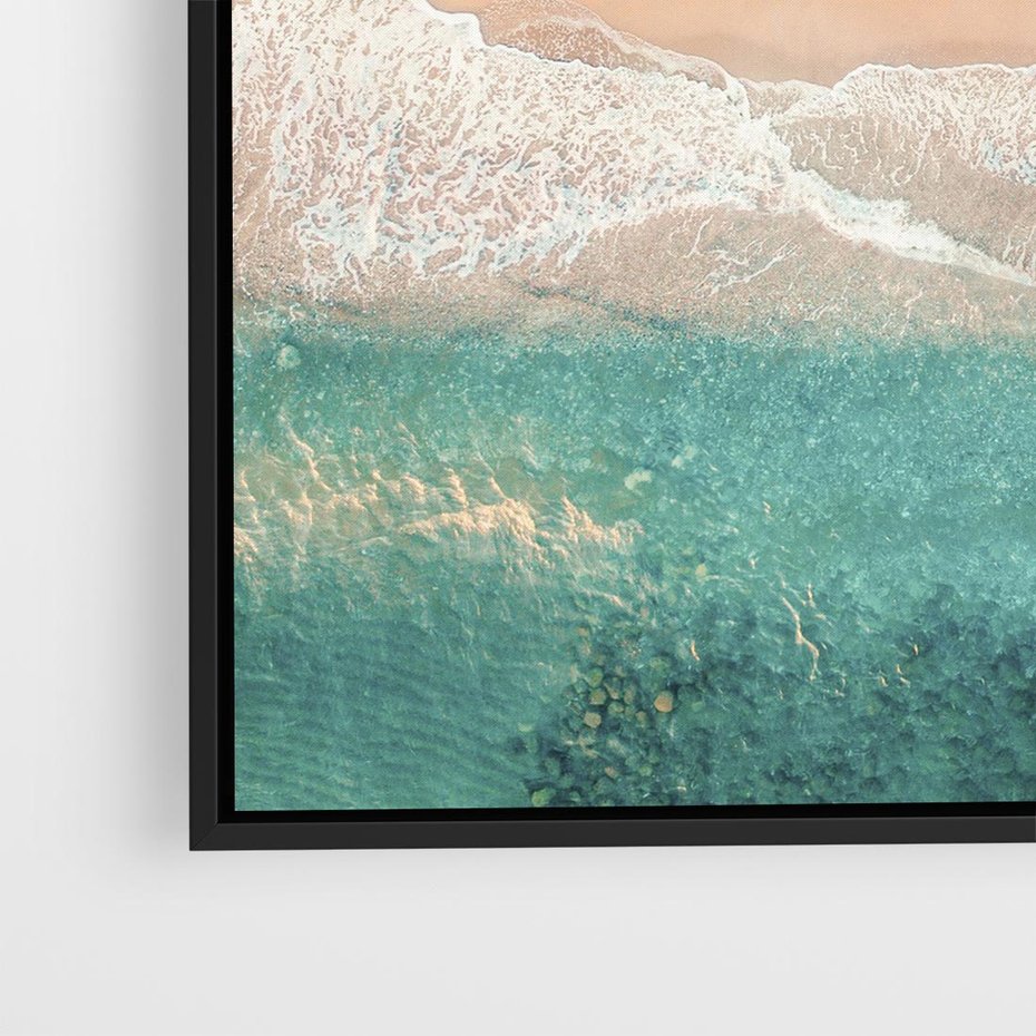 Obraz w ramie 50x50 - Oczy turkusu - fotografia, plaża - rama czarna