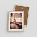 Plakat w ramie 30x40 - Eiffla: ikona Paryża - Eiffla, Paryż - rama drewno