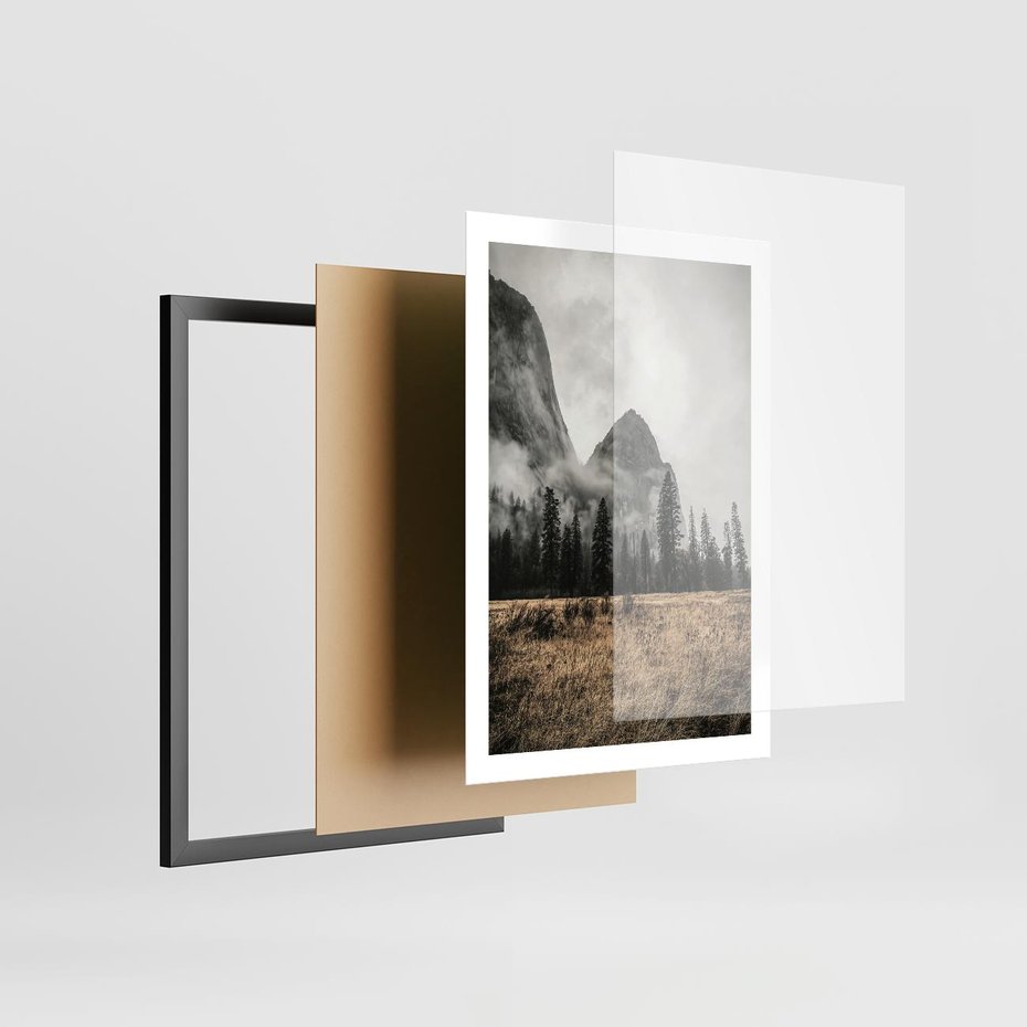 Plakat w ramie 50x70 - Mglisty Pejzaż Górski: Urok Niewidzialnośc - góry, krajobraz - rama czarna