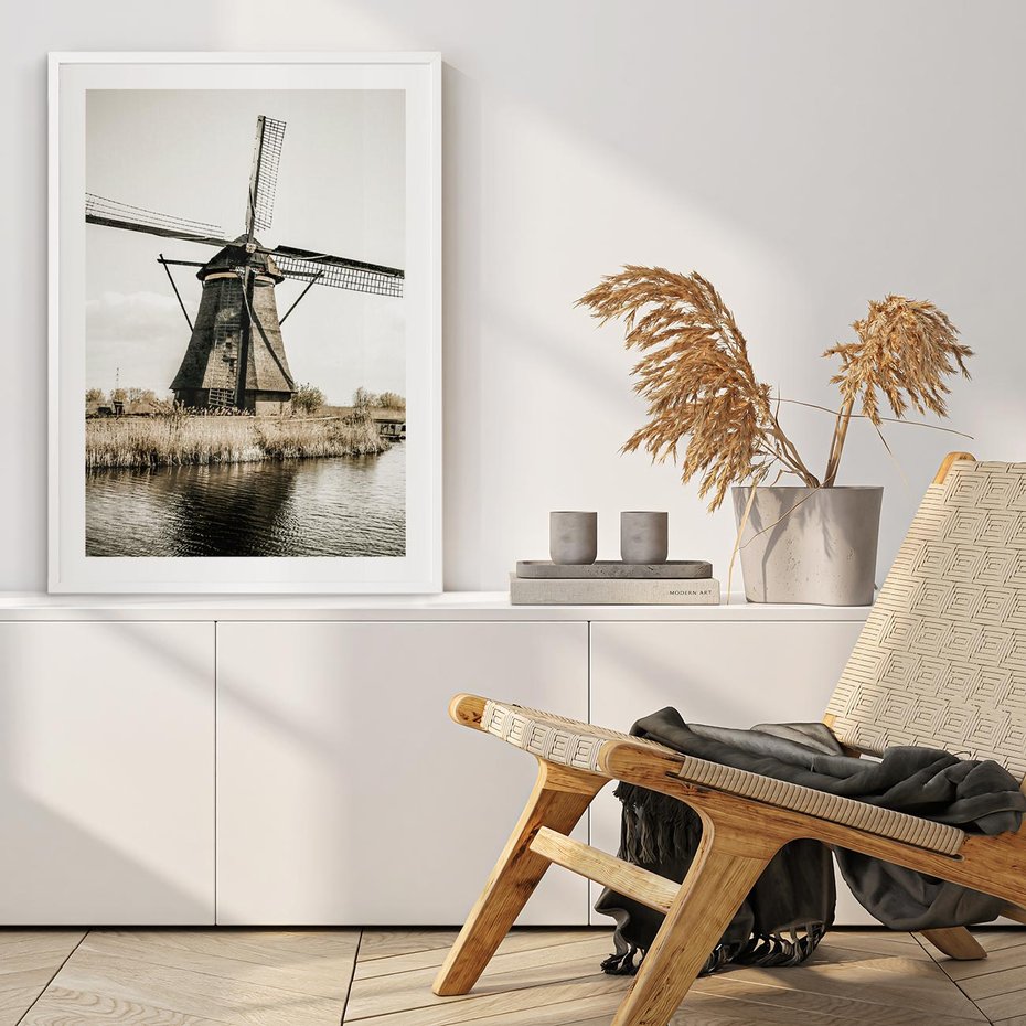 Plakat w ramie 30x40 - Holenderski Wiatrak w Sepii - holenderski wiatrak, młyn - rama biała
