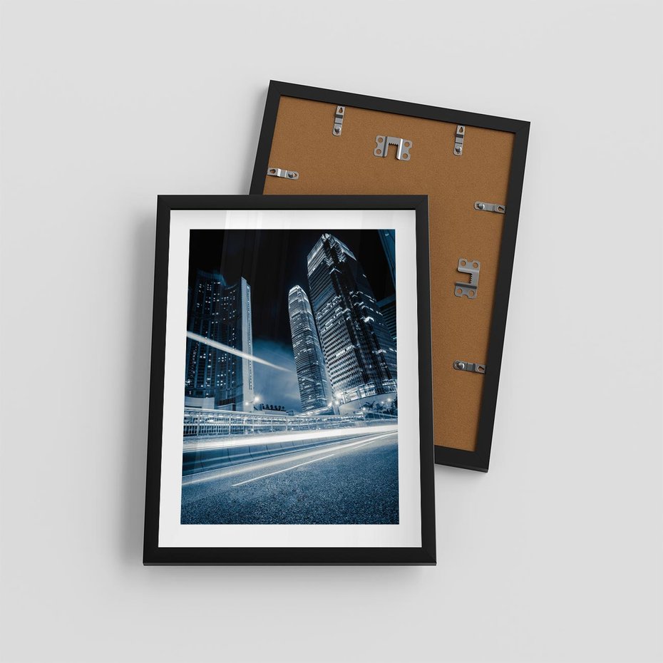 Plakat w ramie 30x40 - Nocne pejzaże miasta - miasto, nocą - rama czarna