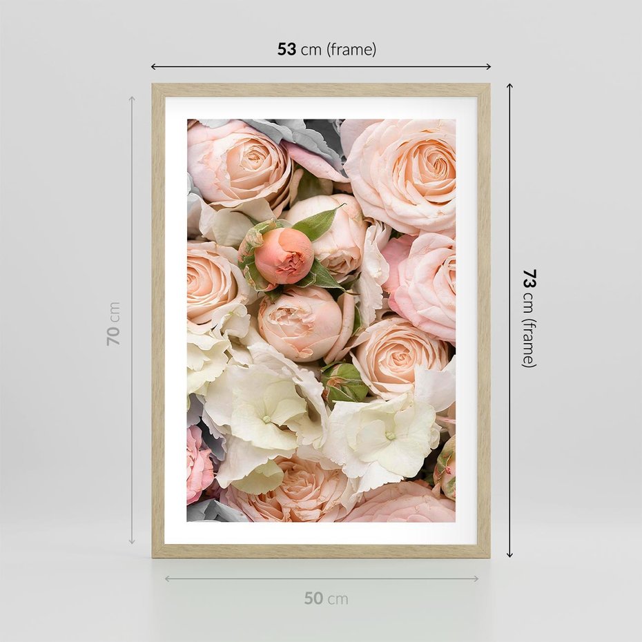 Plakat w ramie 50x70 - Kwiatowy Rarytas: Róże w Herbacianym Zbliżeniu - kwiaty, herbaciane - rama drewno