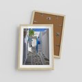 Plakat w ramie 30x40 - Uroki Santorini: Perspektywiczna Uliczka - uliczka, perspektywa - rama drewno