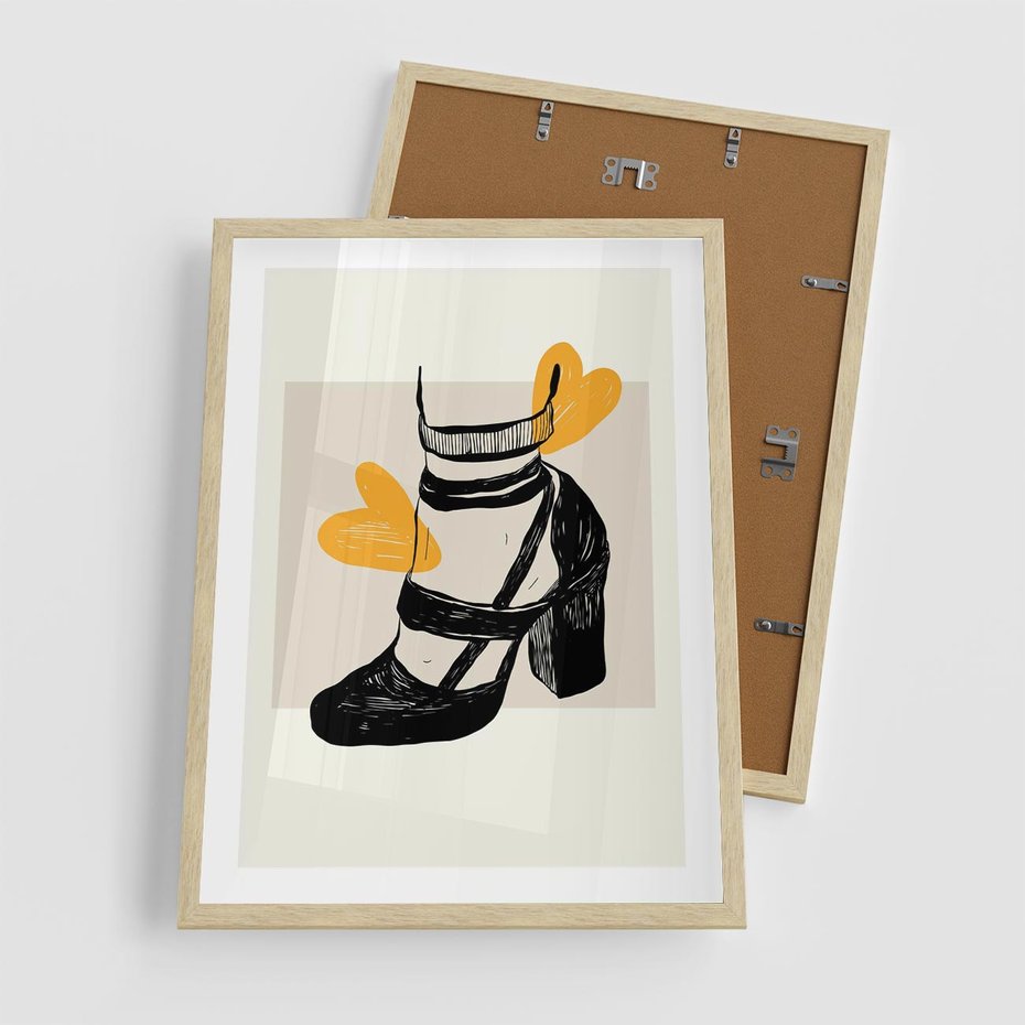 Plakat w ramie 50x70 - Elegancja w Szkicu: Stopa w Bucie na Obcasie - grafika, czarny szkic - rama drewno
