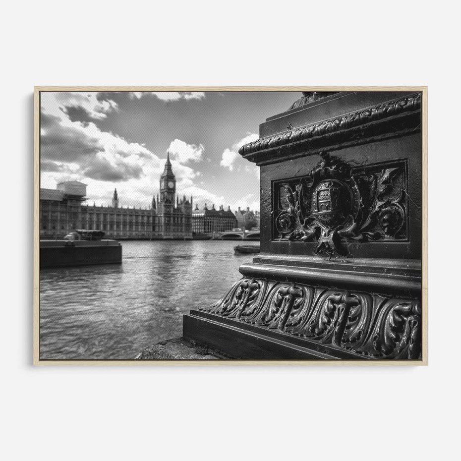 Obraz w ramie 70x50 - Pejzaż kruchości i siły - Londyn, Tamiza - rama drewno