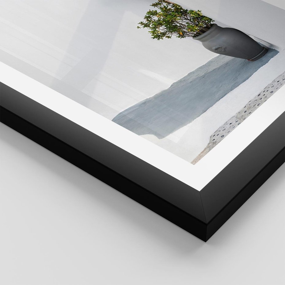 Plakat w ramie 50x70 - Błękitne wybrzeże - Santorini, Grecja - rama czarna