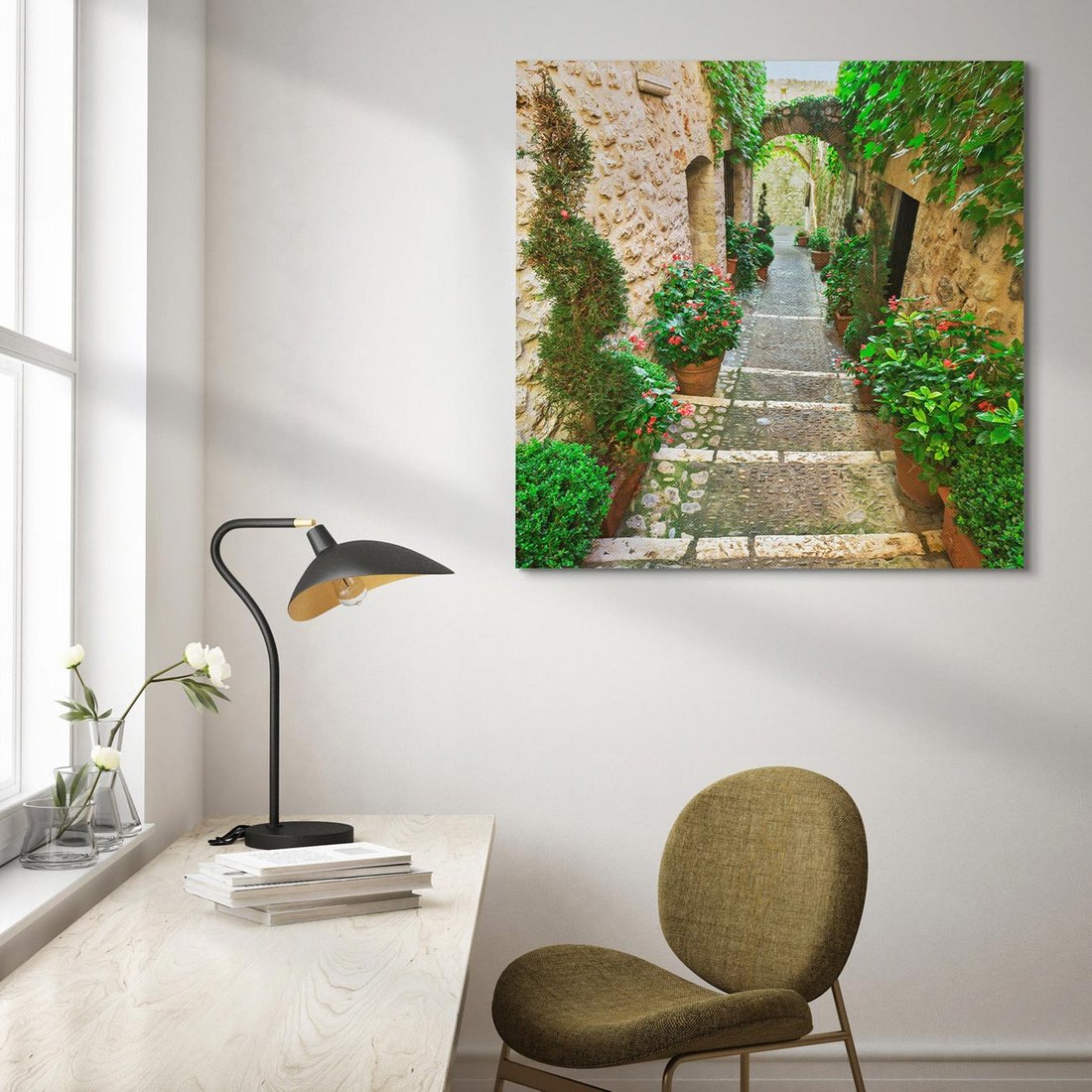 Obraz na płótnie 40x40 - Magiczna podróż w głąb miasta - uliczka, perspektywa