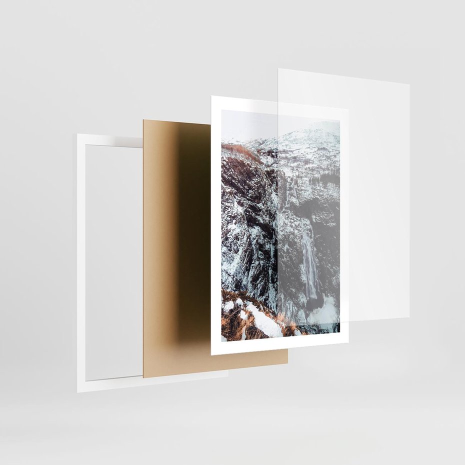 Plakat w ramie 50x70 - Góry w Białym Uroku: Zimowa Sceneria - górski krajobraz, zima - rama biała