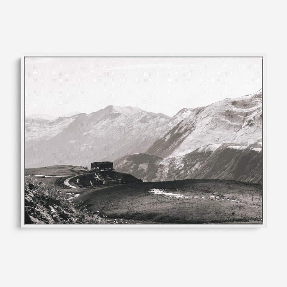 Obraz w ramie 120x80 - Wzgórza w Bieli - górski krajobraz, punkt widokowy - rama biała