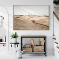 Obraz w ramie 100x70 - Refleksyjny taniec myśli - pustynny krajobraz, odcienie sepii - rama drewno